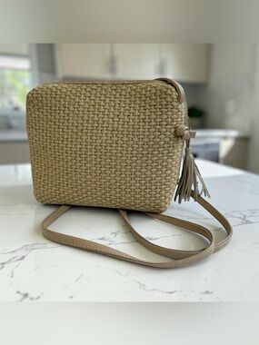 Bottega Veneta • Vintage Woven Jute Crossbody Bag